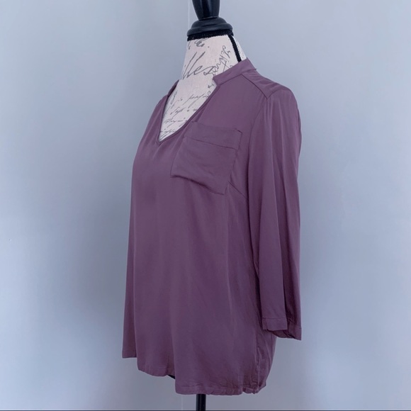 LISA RINNA COLLECTION Stretch Woven V-Neck Blouse - Picture 2 of 7